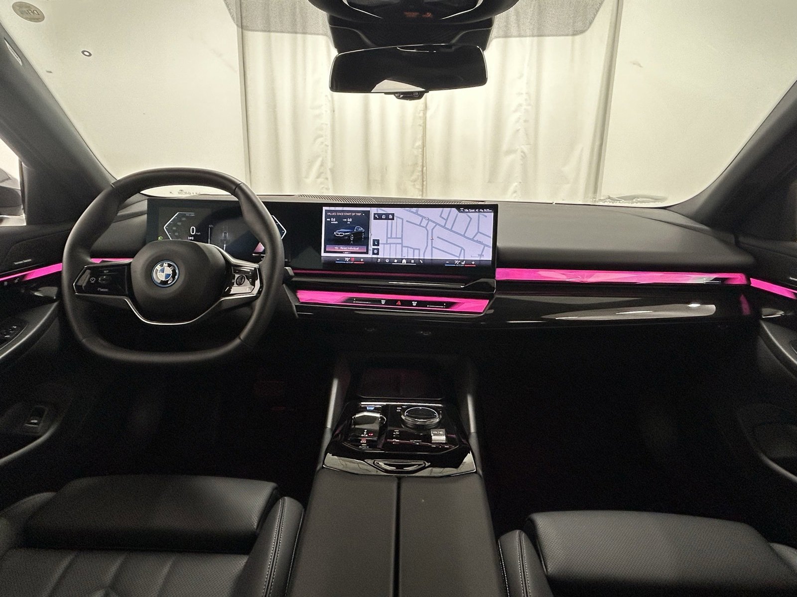 Used 2024 BMW i5 eDrive40i w/ Premium Package image 8