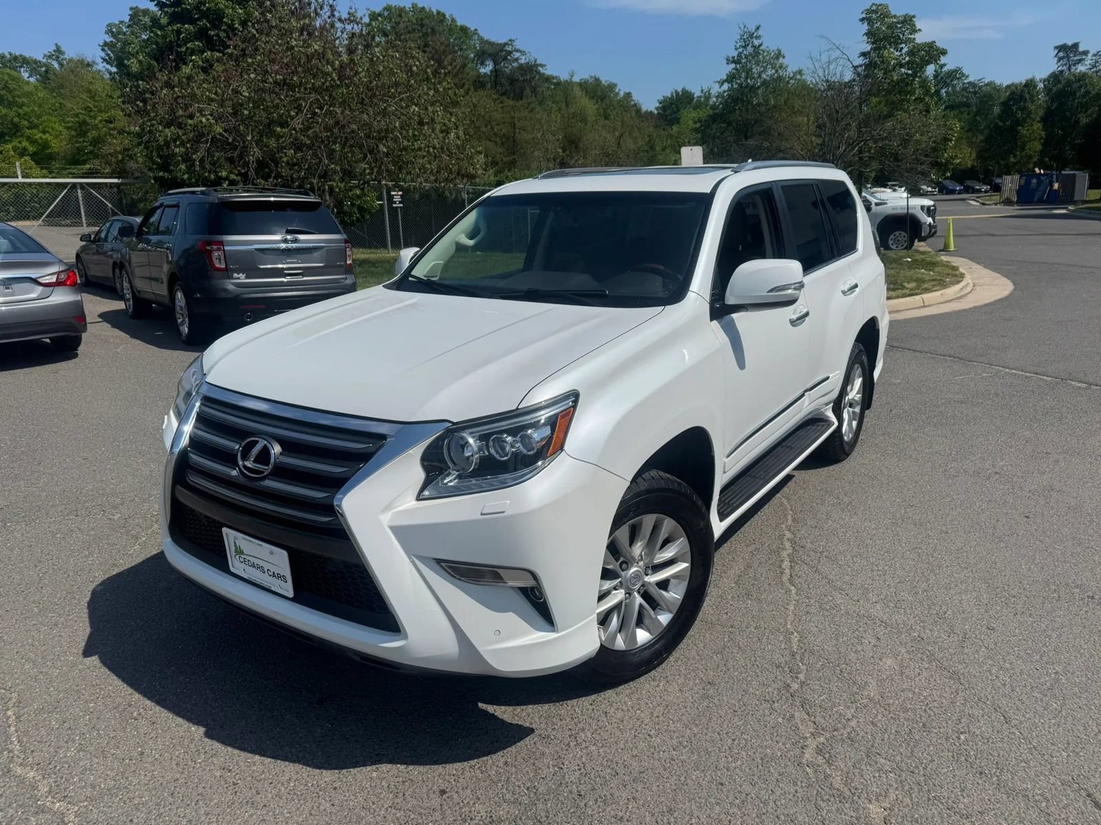 Used 2015 Lexus GX 460 w/ Premium Package AWD/4WD image 2