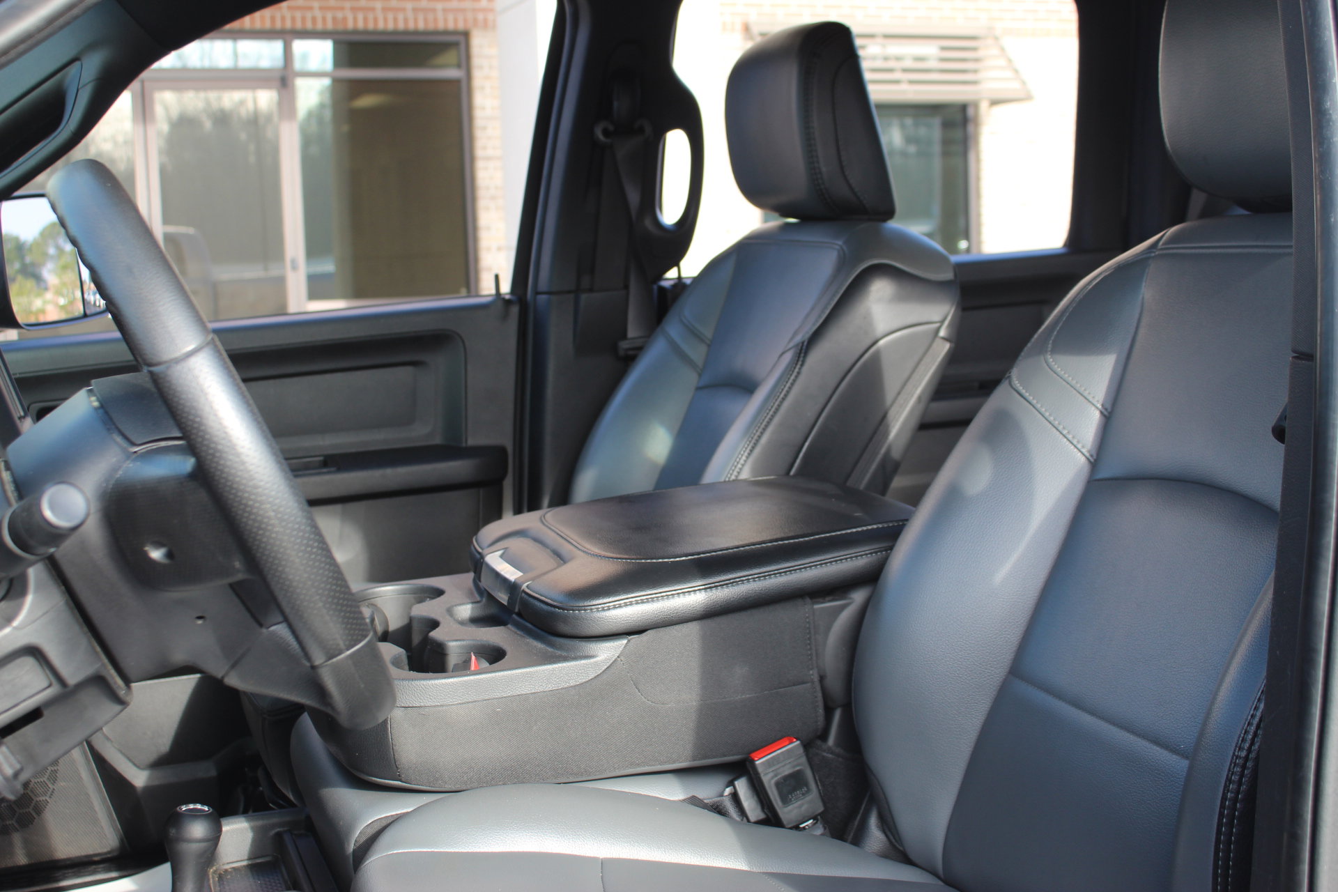 Used 2022 RAM 2500 Tradesman w/ Chrome Appearance Group image 14