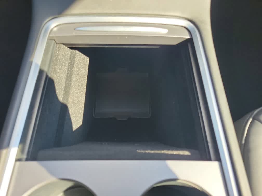 Used 2023 Tesla Model Y AWD image 21