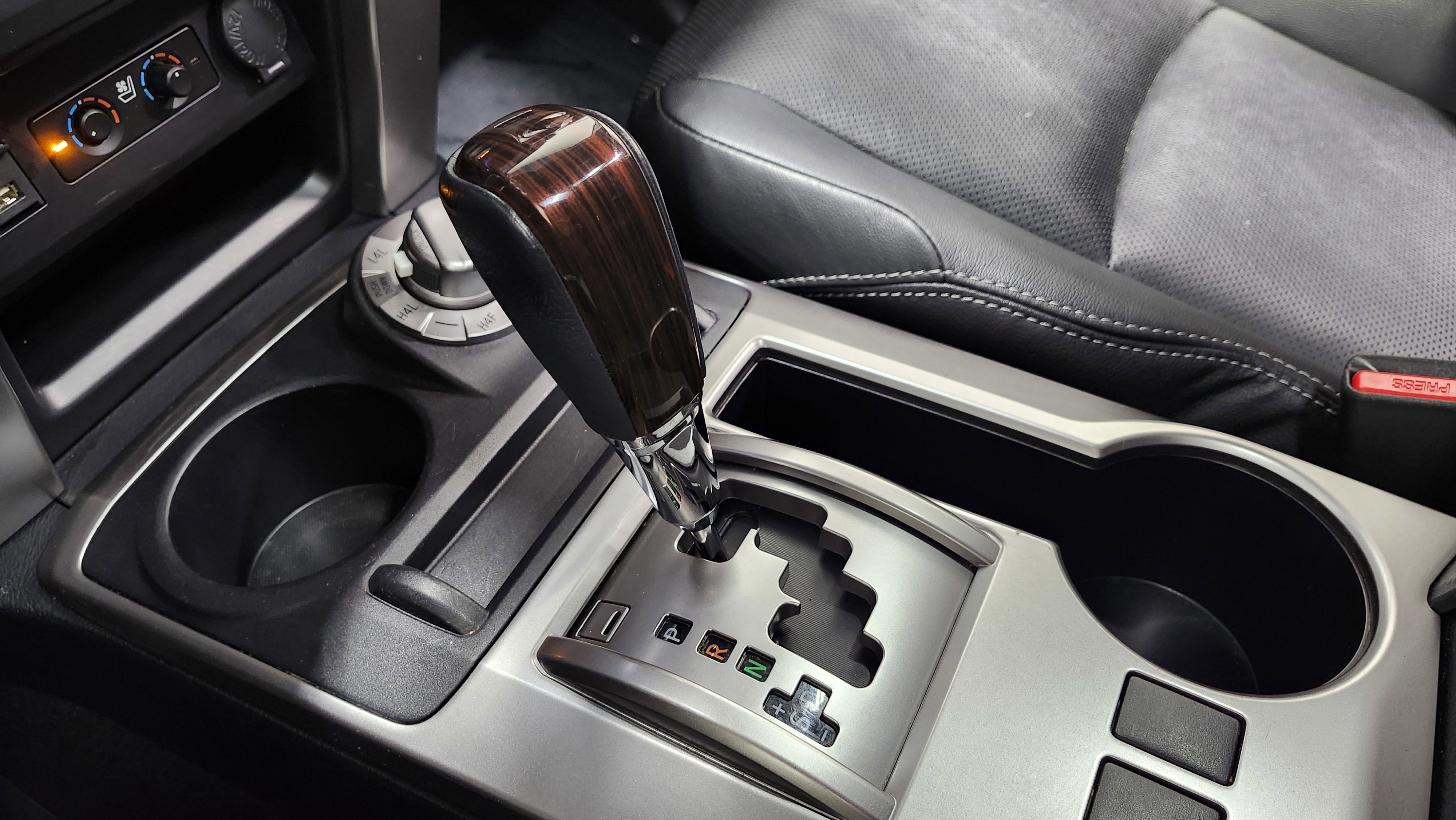 Used 2023 Toyota 4Runner Limited image 34