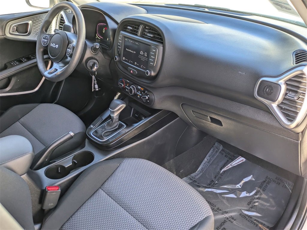 Used 2024 Kia Soul LX w/ Option Group 015 image 29