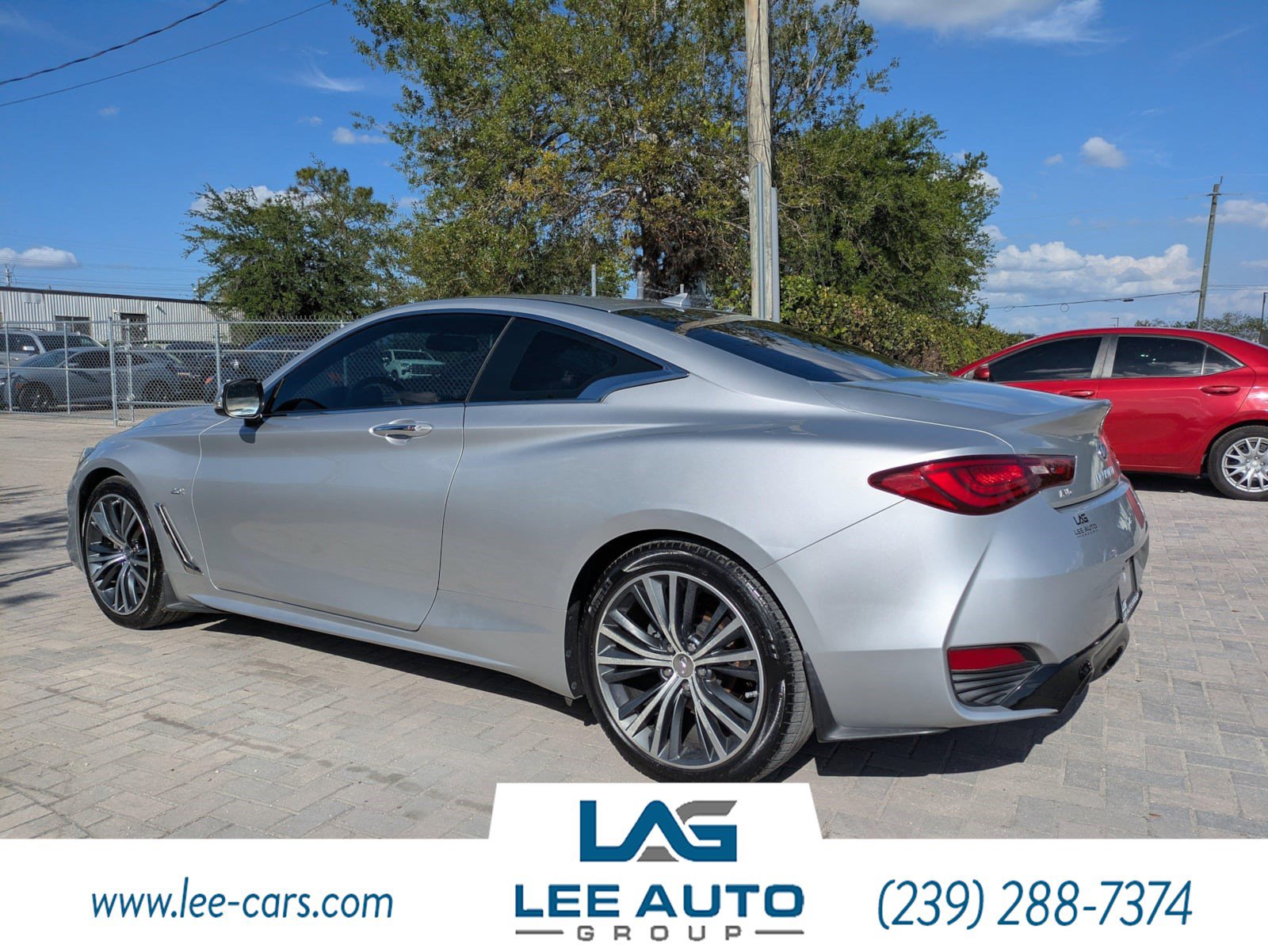 Used 2017 INFINITI Q60 2.0t w/ Cargo Package AWD/4WD image 5