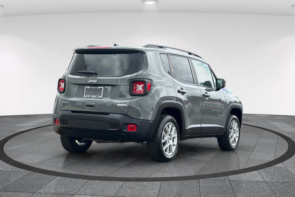 Used 2021 Jeep Renegade Latitude image 5