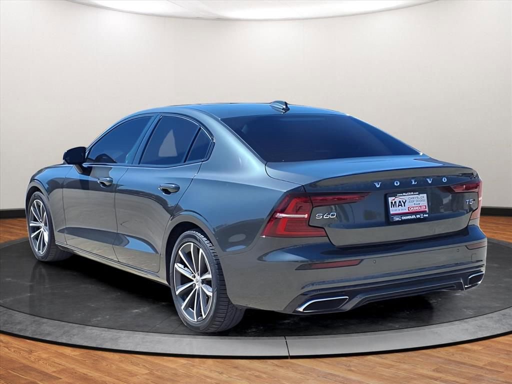 Used 2021 Volvo S60 T5 Momentum image 17