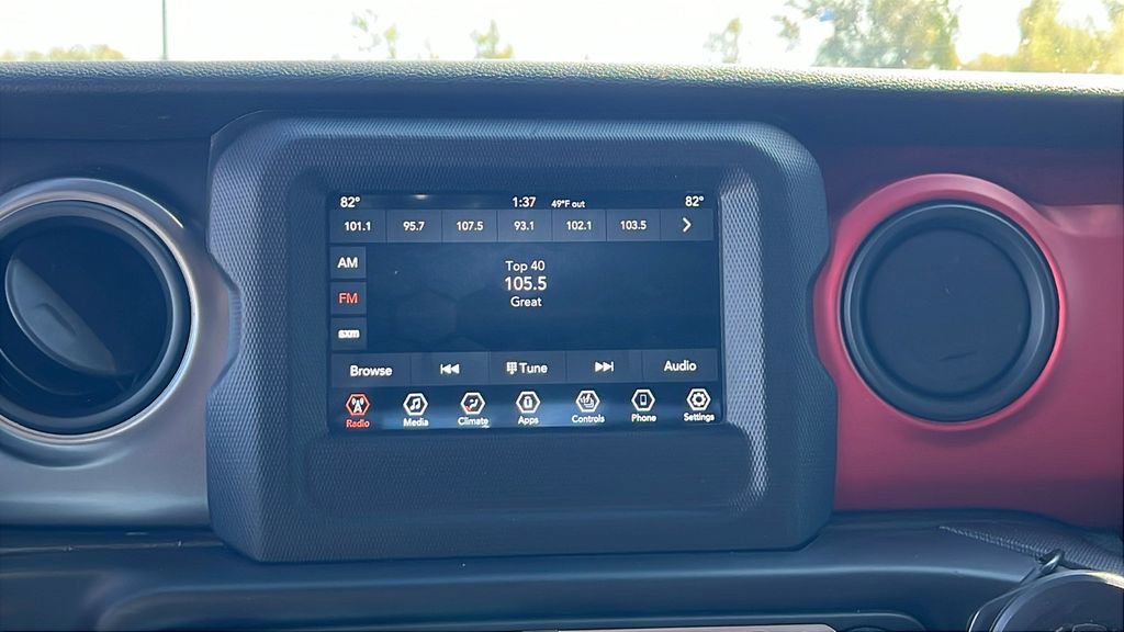 Used 2021 Jeep Gladiator Willys image 21