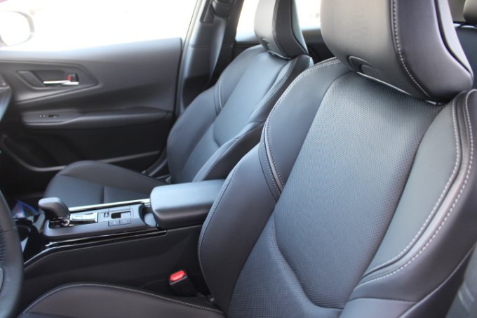 New 2027 Toyota Prius FWD image 11