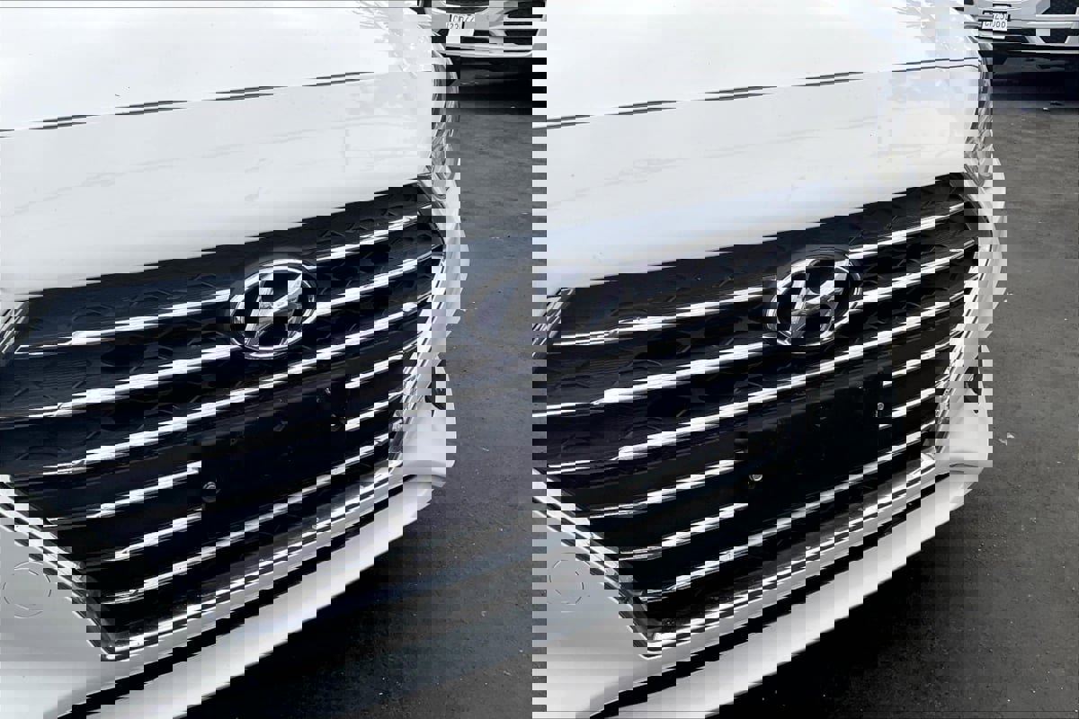 Used 2021 Hyundai Accent SE image 28