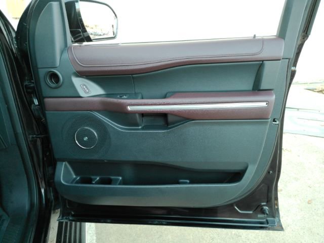 Used 2024 Ford Expedition Max Limited image 21