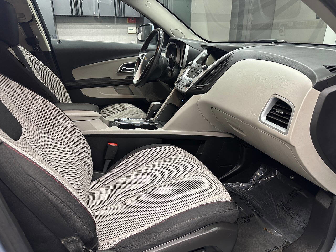 Used 2014 Chevrolet Equinox LT w/ Power Convenience Package image 24