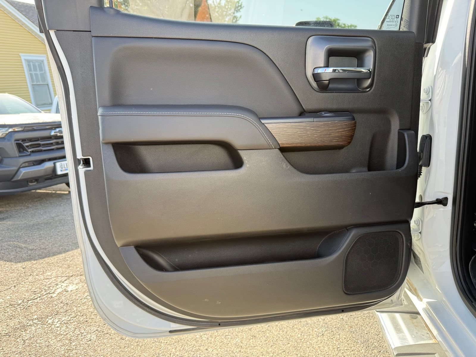 Used 2019 GMC Sierra 3500 Denali AWD/4WD image 16