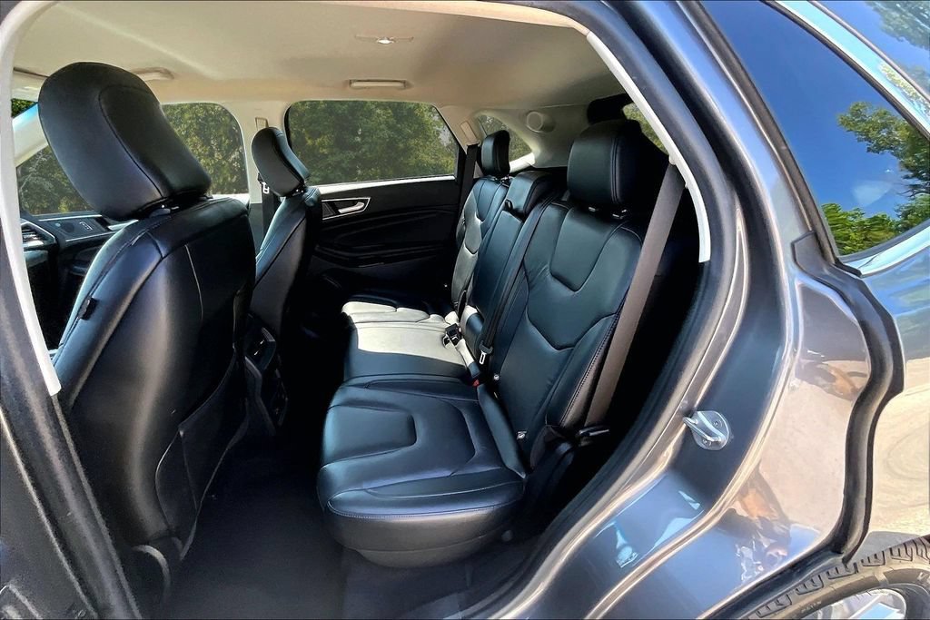 Used 2021 Ford Edge Titanium w/ Cargo Accessory Package FWD image 26