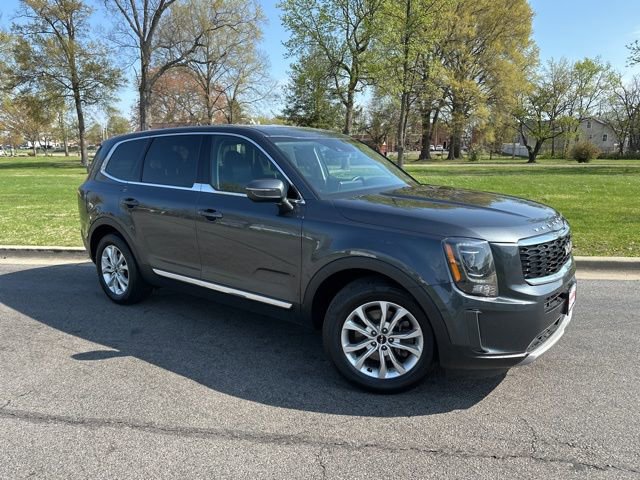 Used 2022 Kia Telluride LX image 2