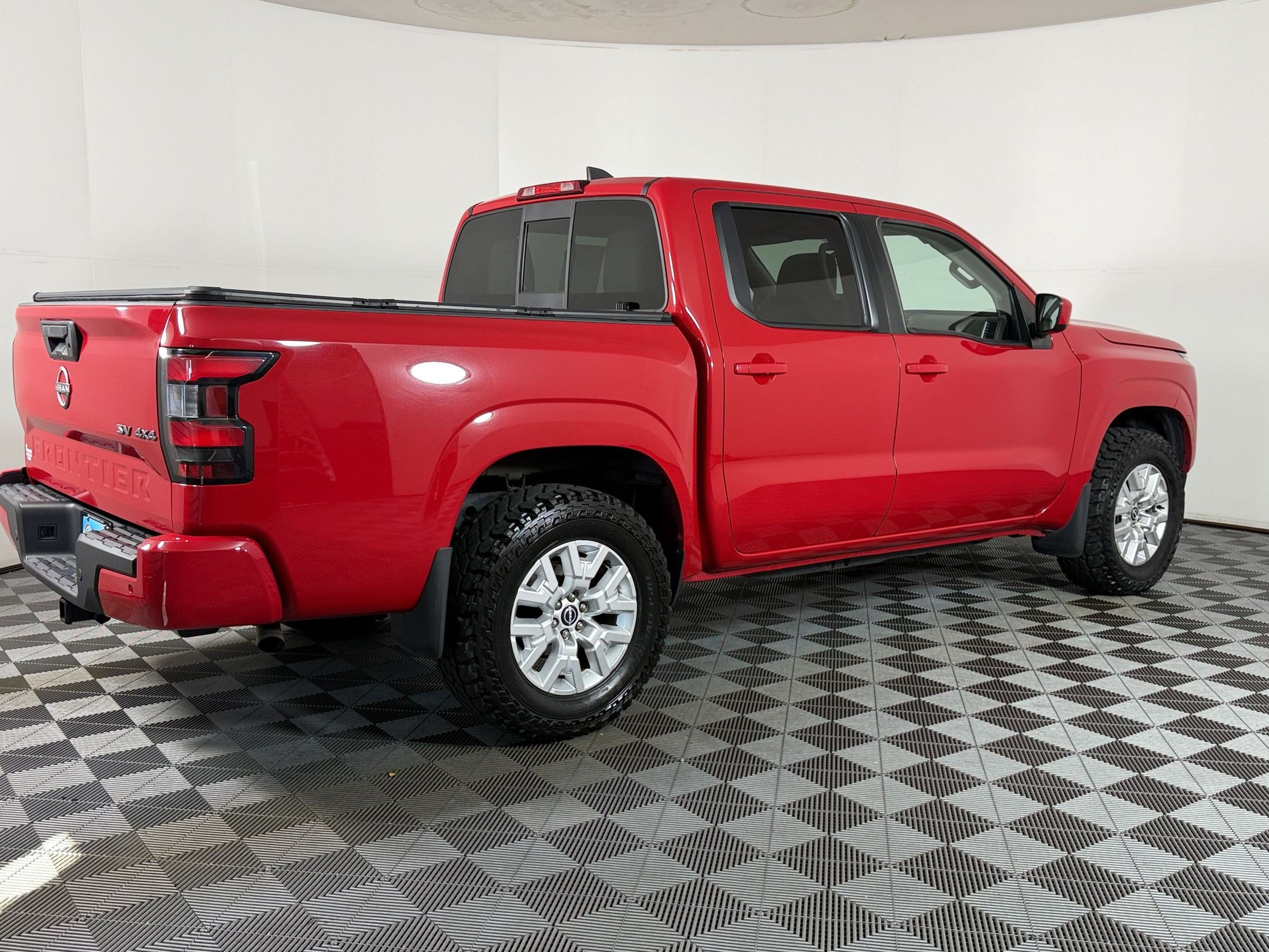 Used 2022 Nissan Frontier SV w/ Technology Package AWD/4WD image 7