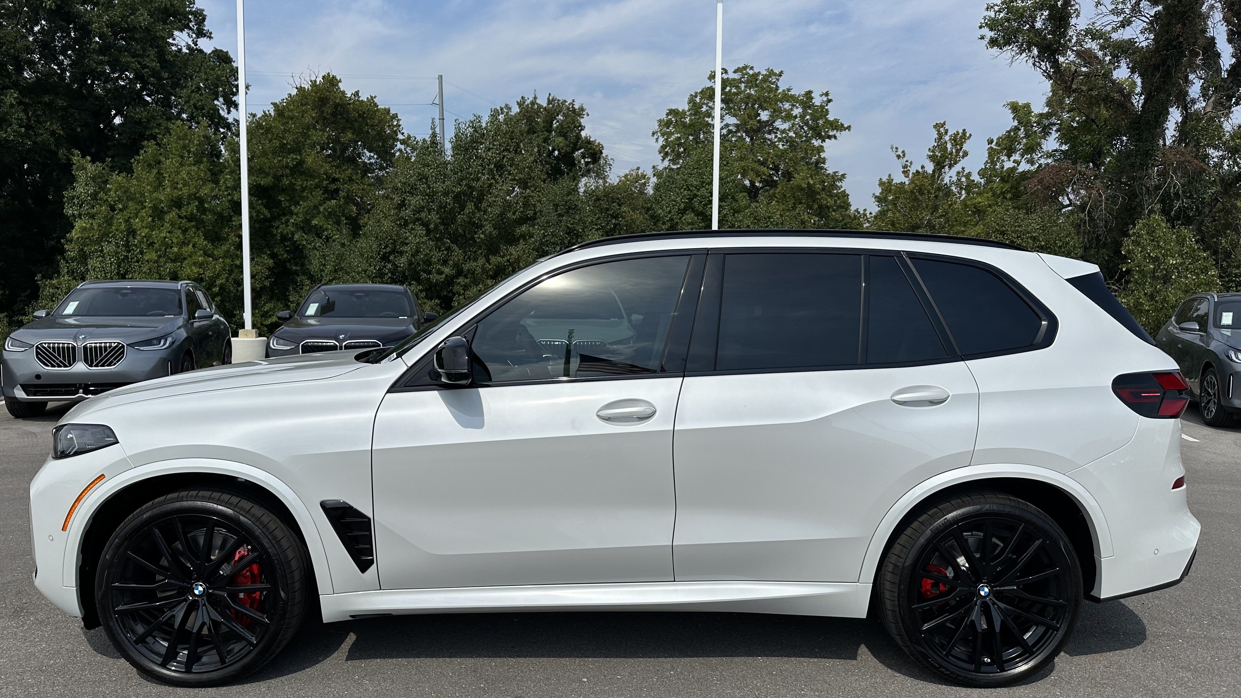 Used 2026 BMW X5 M60i w/ Executive Package AWD/4WD image 7