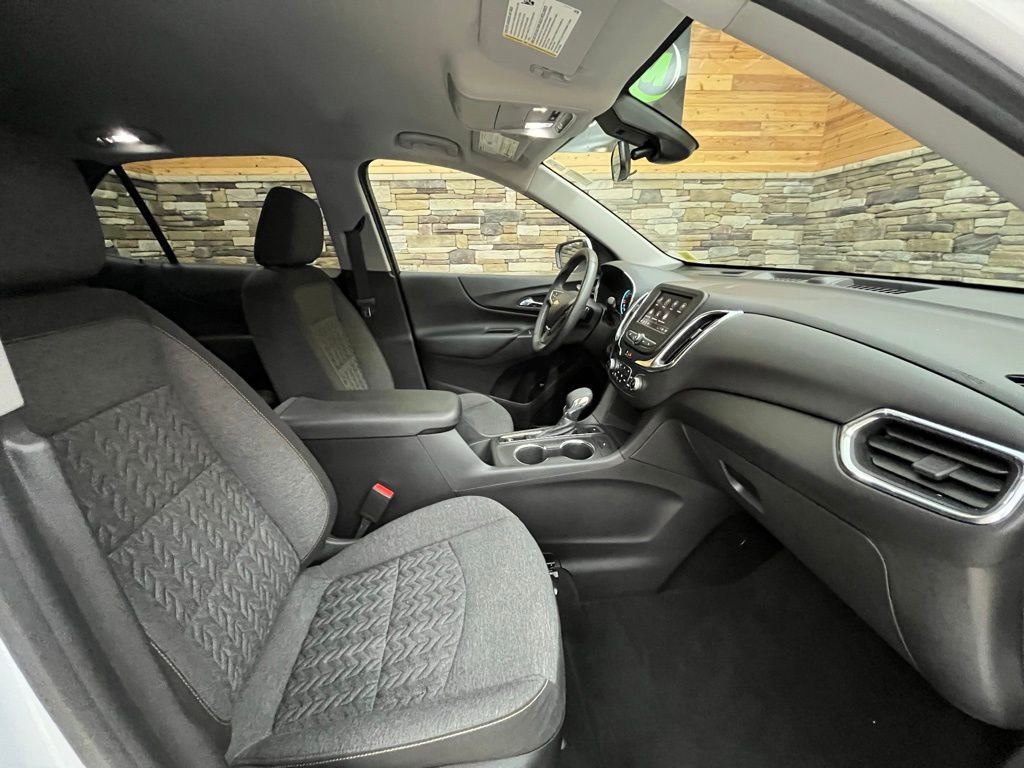 Used 2023 Chevrolet Equinox LT AWD/4WD image 37