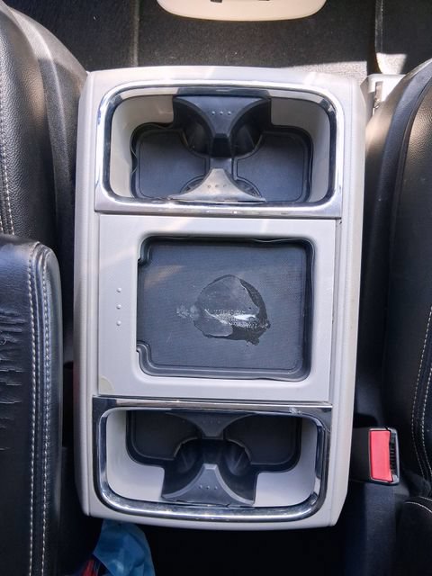 Used 2014 Chrysler Town & Country Touring FWD image 17