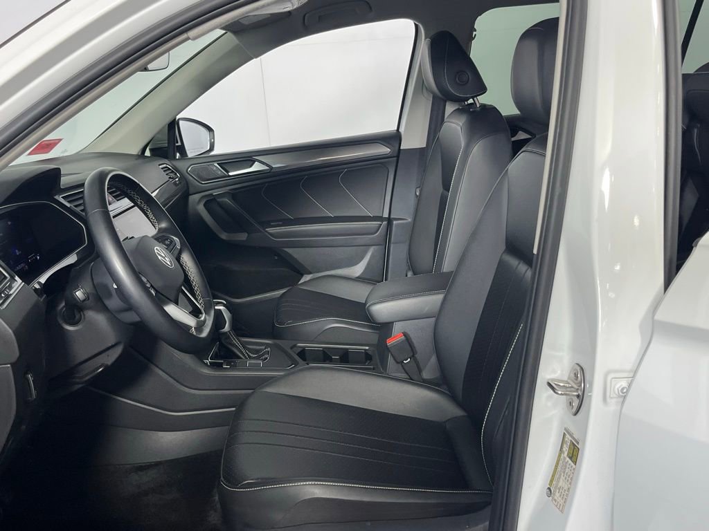Used 2024 Volkswagen Tiguan Wolfsburg Edition image 20