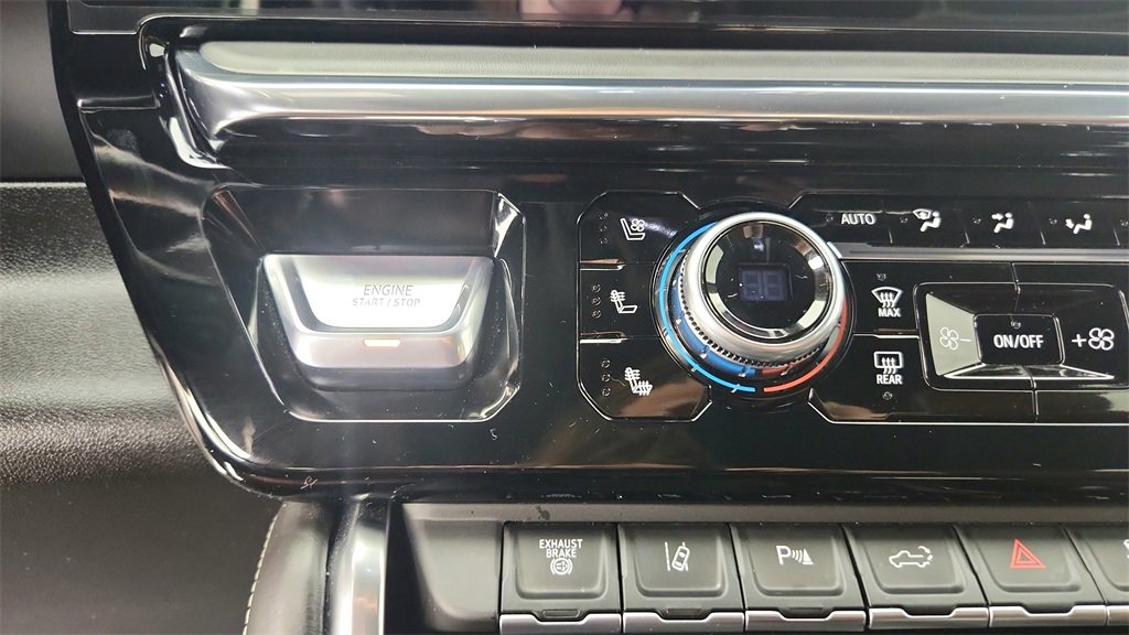 Used 2025 GMC Sierra 2500 Denali Ultimate image 25