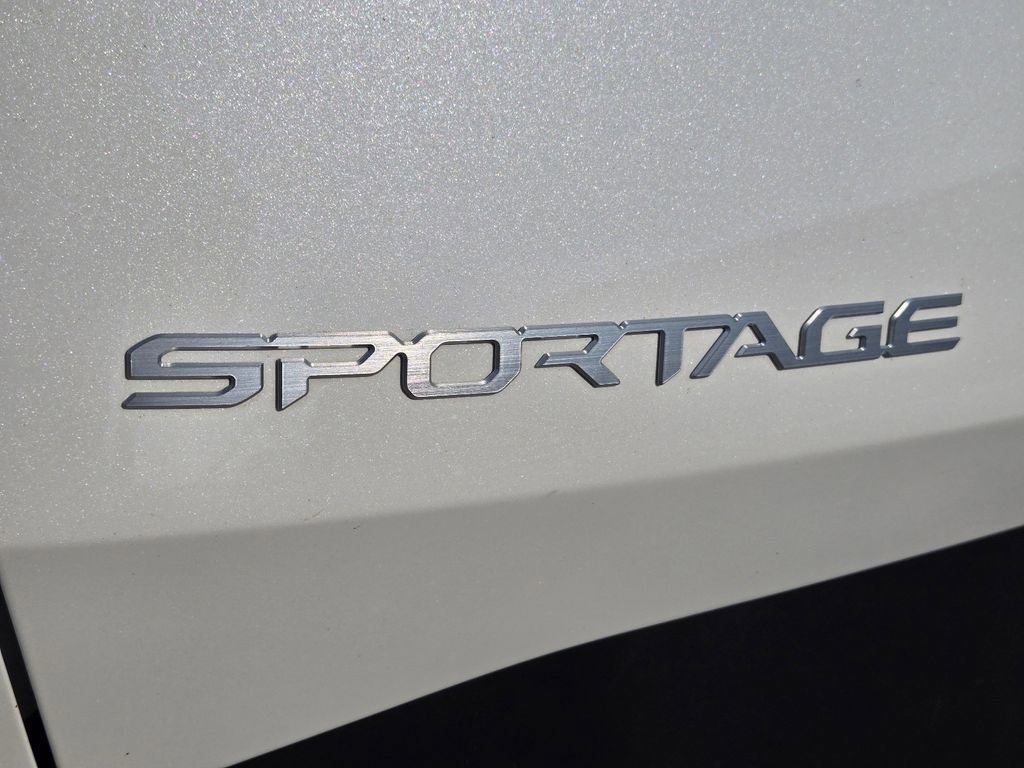 Certified 2024 Kia Sportage LX AWD/4WD image 12
