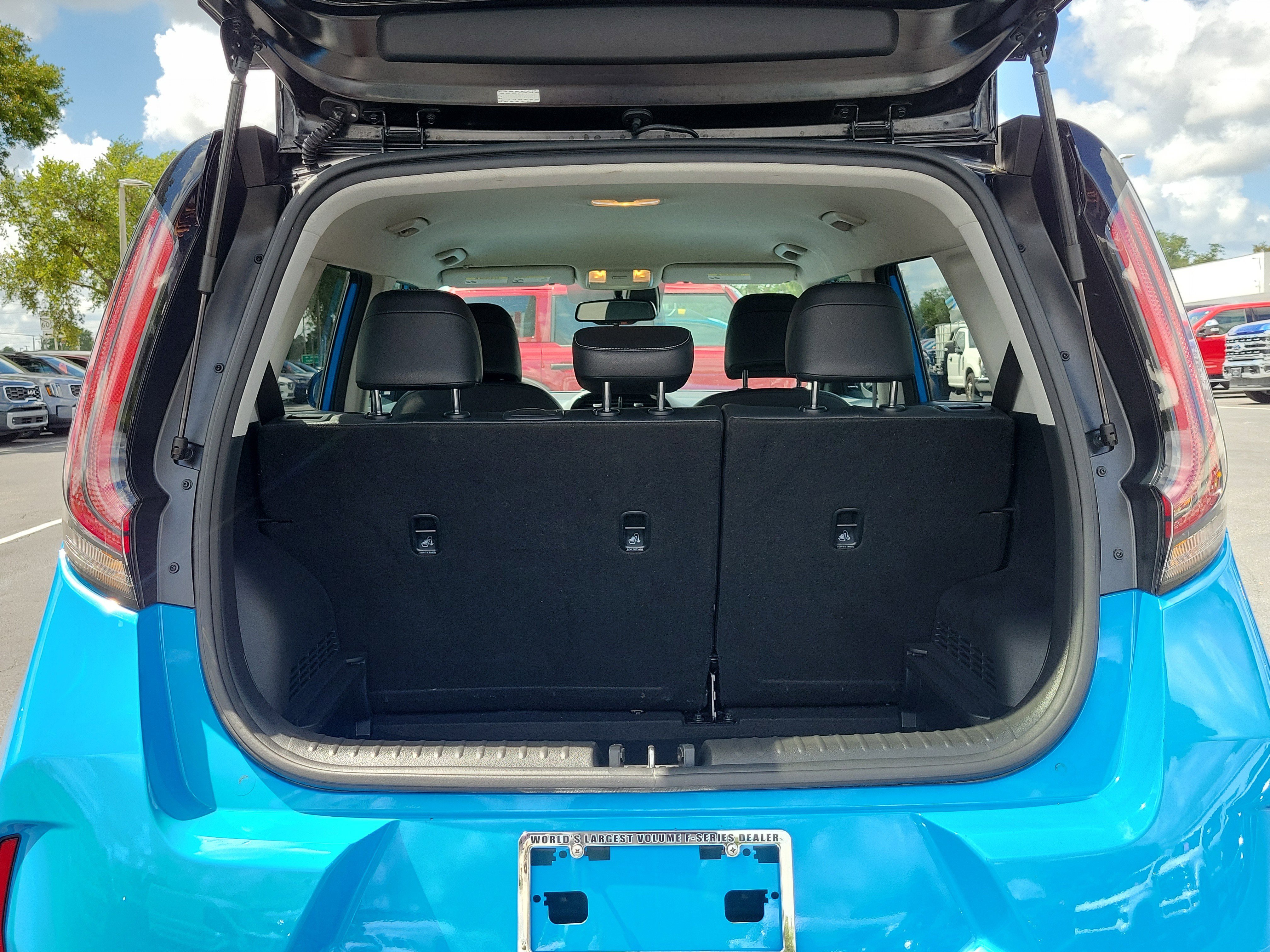 Used 2023 Kia Soul GT-Line FWD image 11