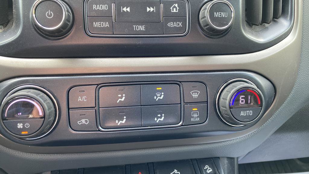Used 2018 Chevrolet Colorado Z71 AWD/4WD image 17