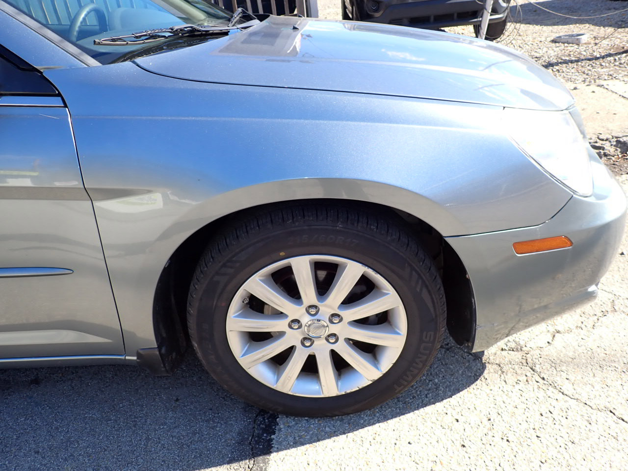 Used 2010 Chrysler Sebring Touring image 11