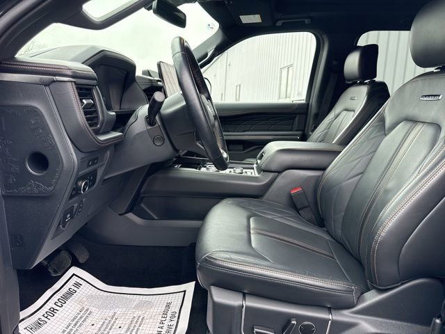 Used 2024 Ford Expedition Max Platinum AWD/4WD image 5