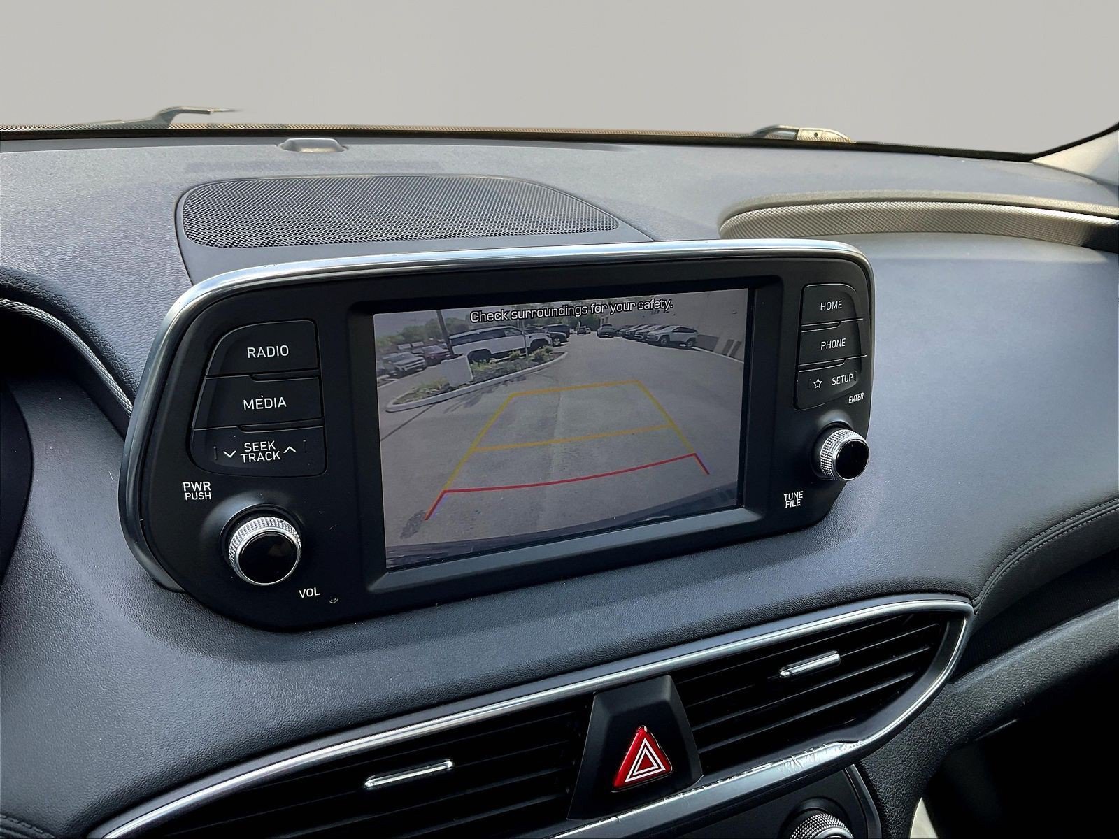 Used 2019 Hyundai Santa Fe SEL FWD image 14