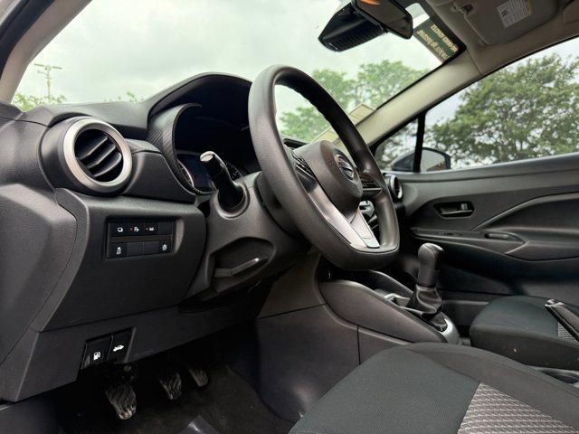 Used 2021 Nissan Versa S FWD image 11