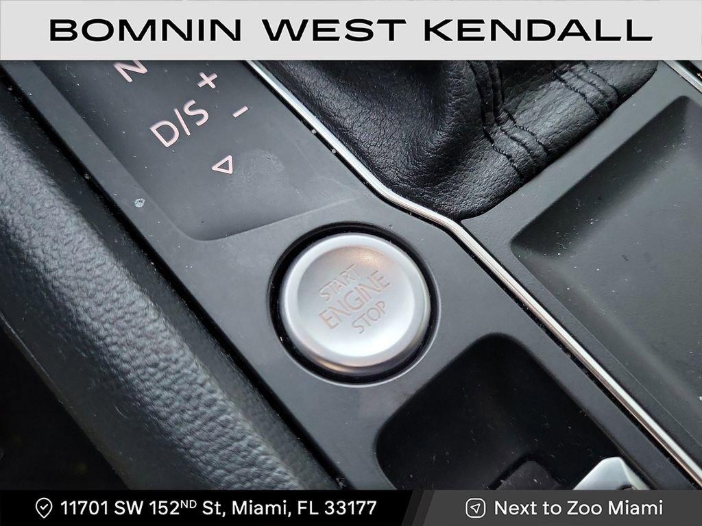 Used 2020 Volkswagen Atlas Cross Sport SEL image 23