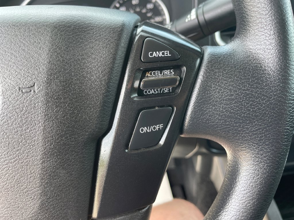 Used 2023 Nissan Frontier SV AWD/4WD image 25