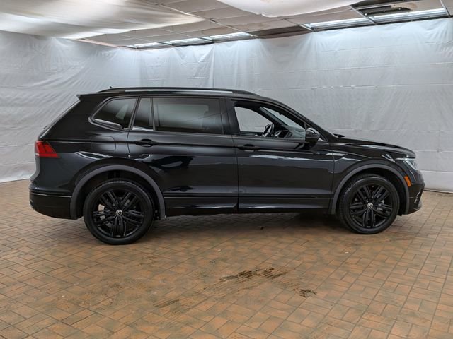 Used 2022 Volkswagen Tiguan SE R-Line image 8