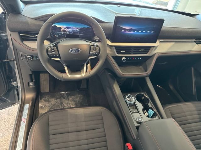 New 2026 Ford Explorer ST-Line AWD/4WD image 6