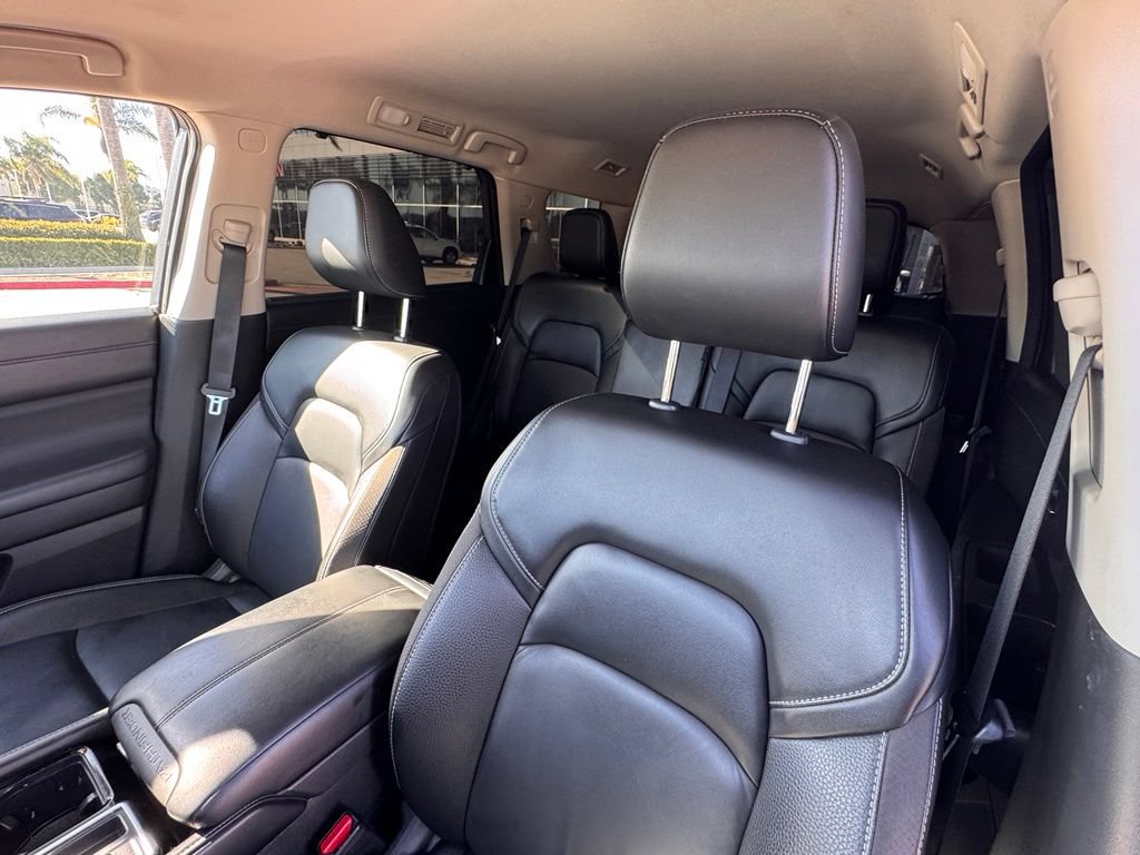 Certified 2024 Nissan Pathfinder SL FWD image 12