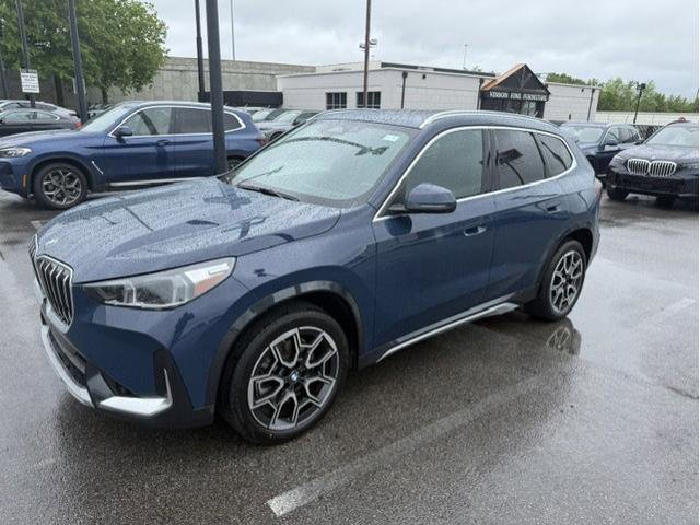 Used 2026 BMW X1 xDrive28i w/ Technology Package AWD/4WD image 1