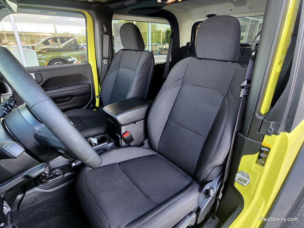 Used 2023 Jeep Wrangler Sport AWD/4WD image 27