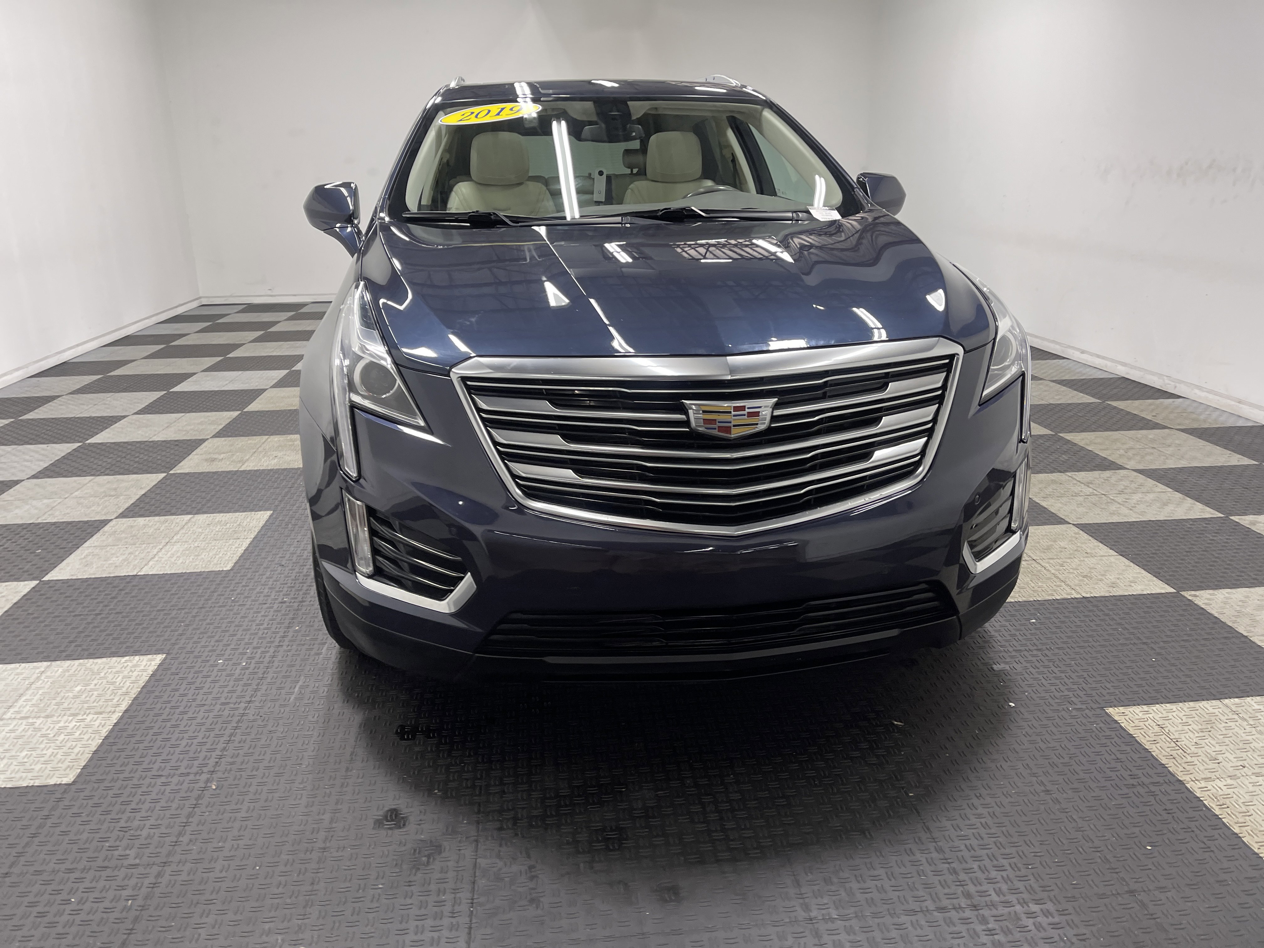 Used 2019 Cadillac XT5 Luxury AWD/4WD image 7