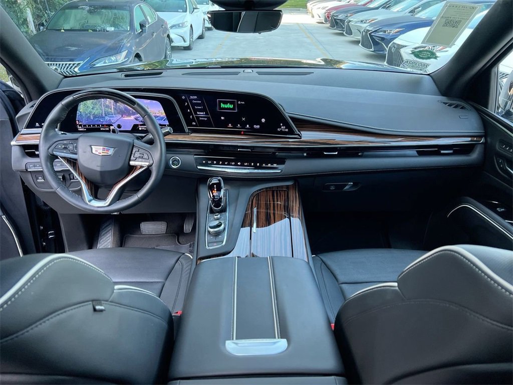 Used 2024 Cadillac Escalade ESV Premium Luxury w/ Performance Package image 22