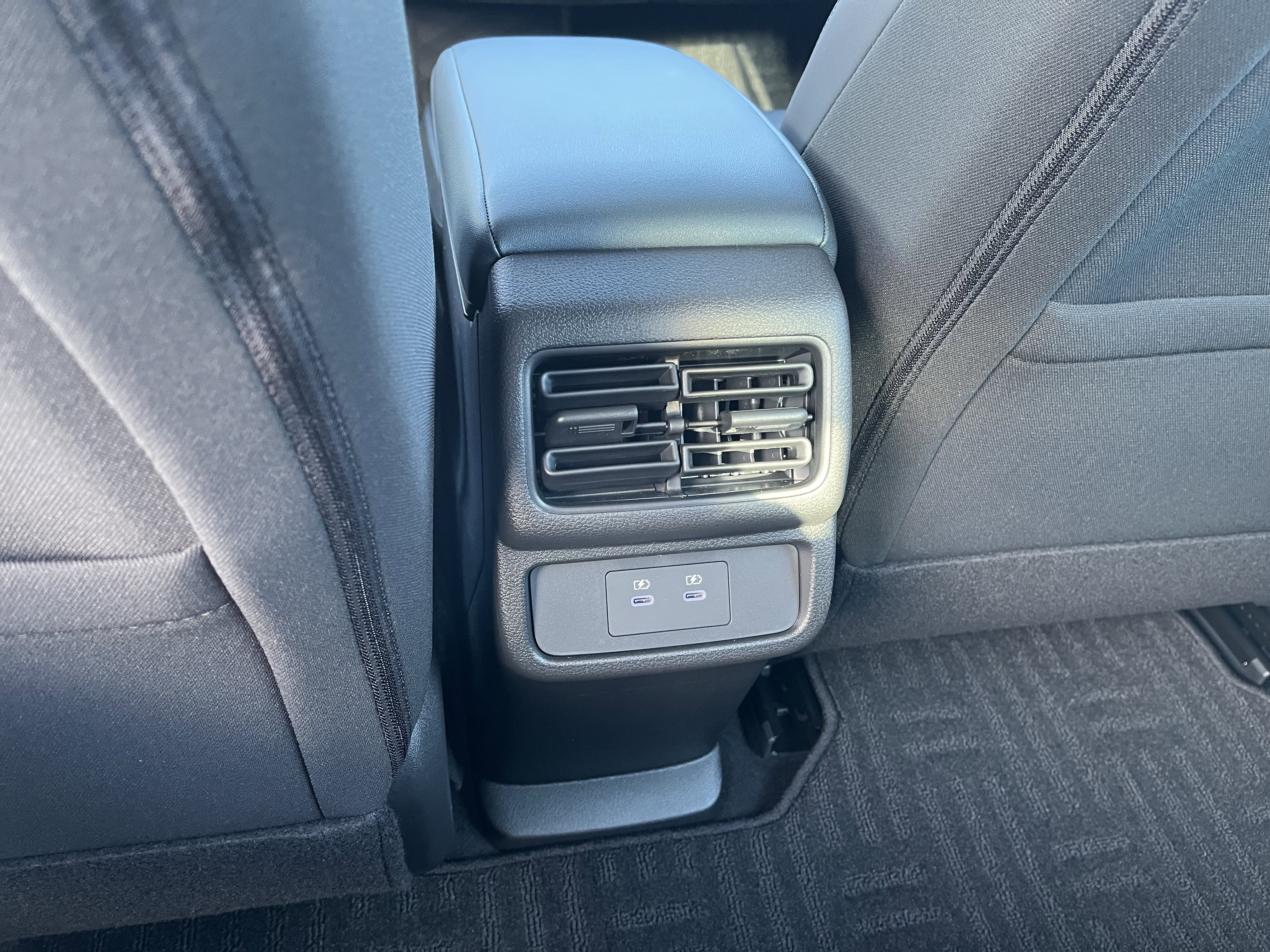 New 2026 Nissan Leaf SV+ w/ Floor Mat Package (SV+) image 25