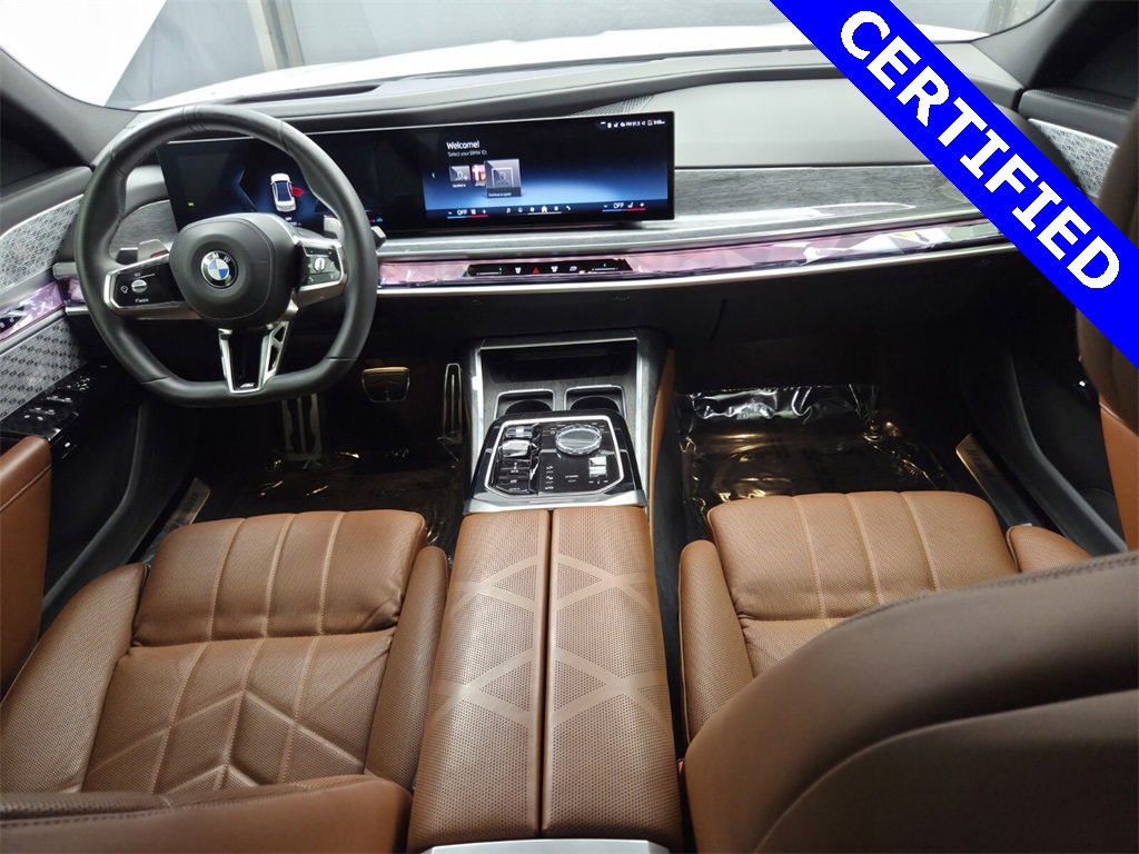 Used 2024 BMW 760i xDrive w/ Executive Package image 16