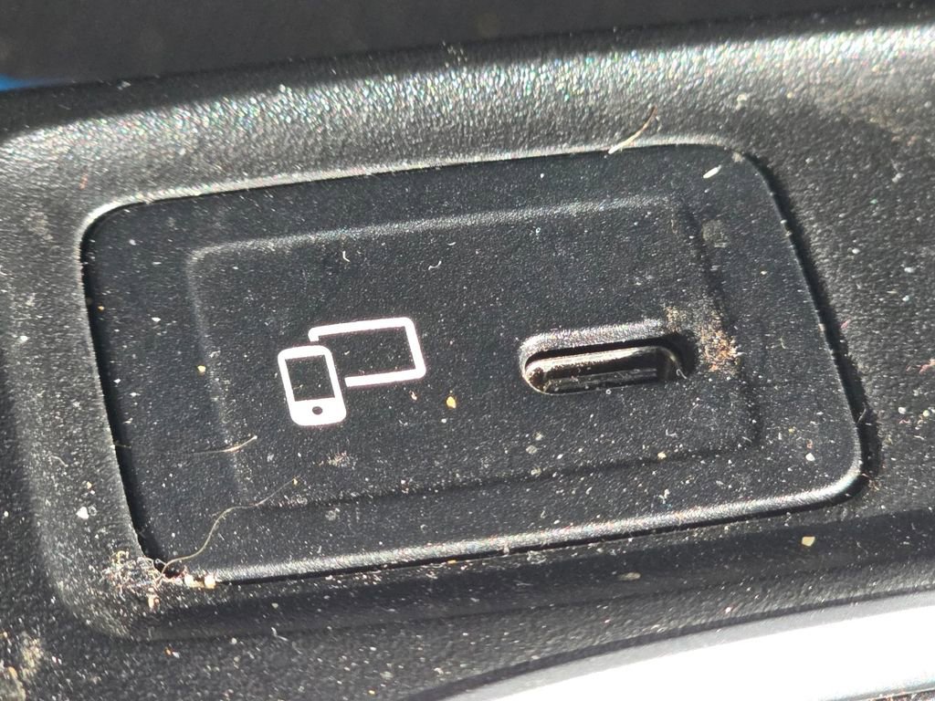 Used 2023 Mercedes-Benz CLA 250 CLA 250 image 32