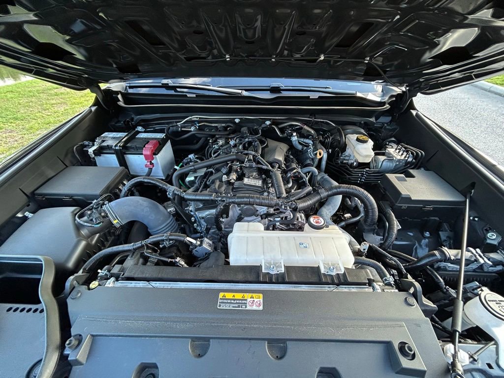 Used 2025 Toyota Tacoma SR5 RWD image 12