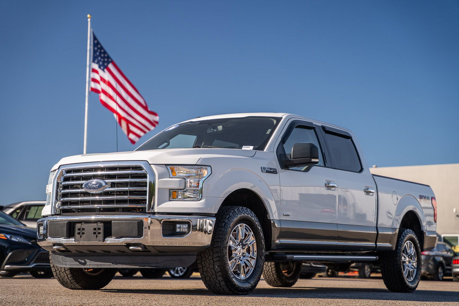 Used 2015 Ford F150 XLT w/ Equipment Group 301A Mid AWD/4WD image 3
