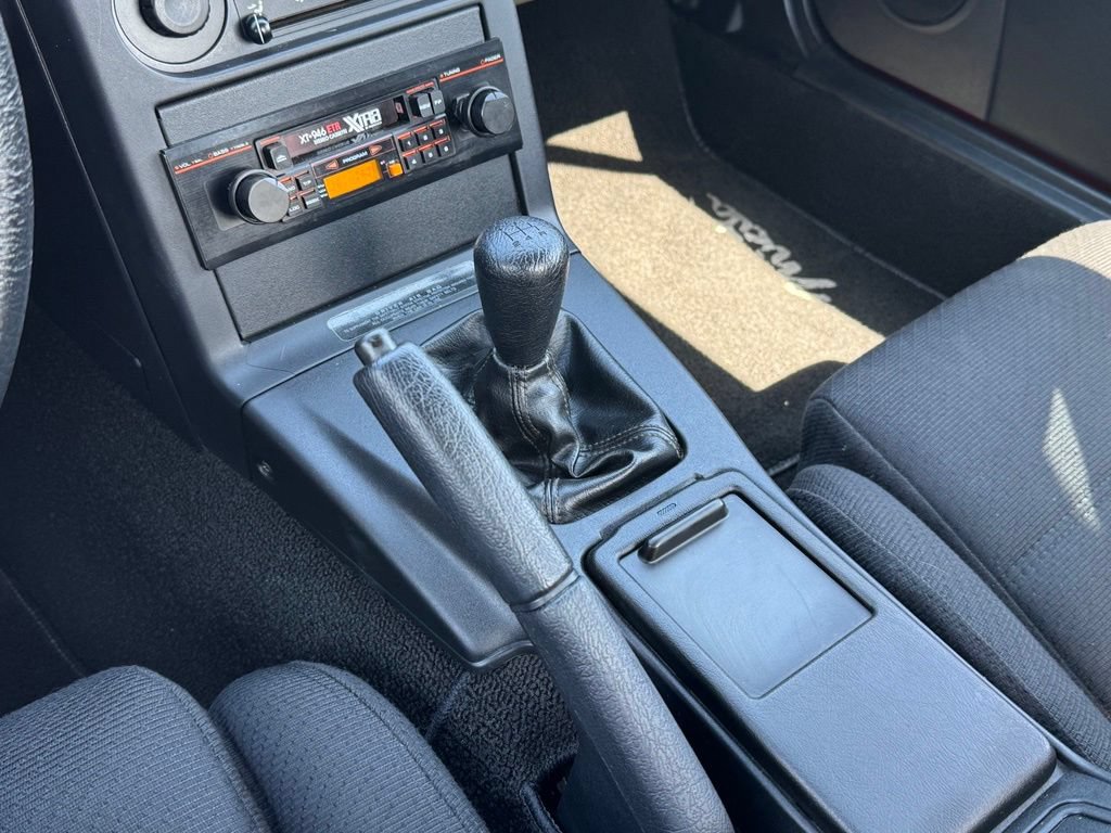 Used 1990 MAZDA MX-5 Miata RWD image 14