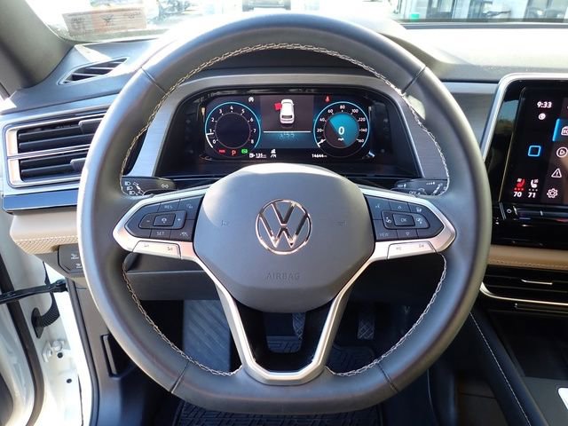 Used 2024 Volkswagen Atlas Cross Sport SE image 19
