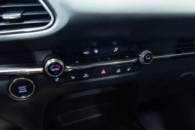 Used 2022 MAZDA CX-30 2.5 Turbo w/ Premium Plus Pkg image 19