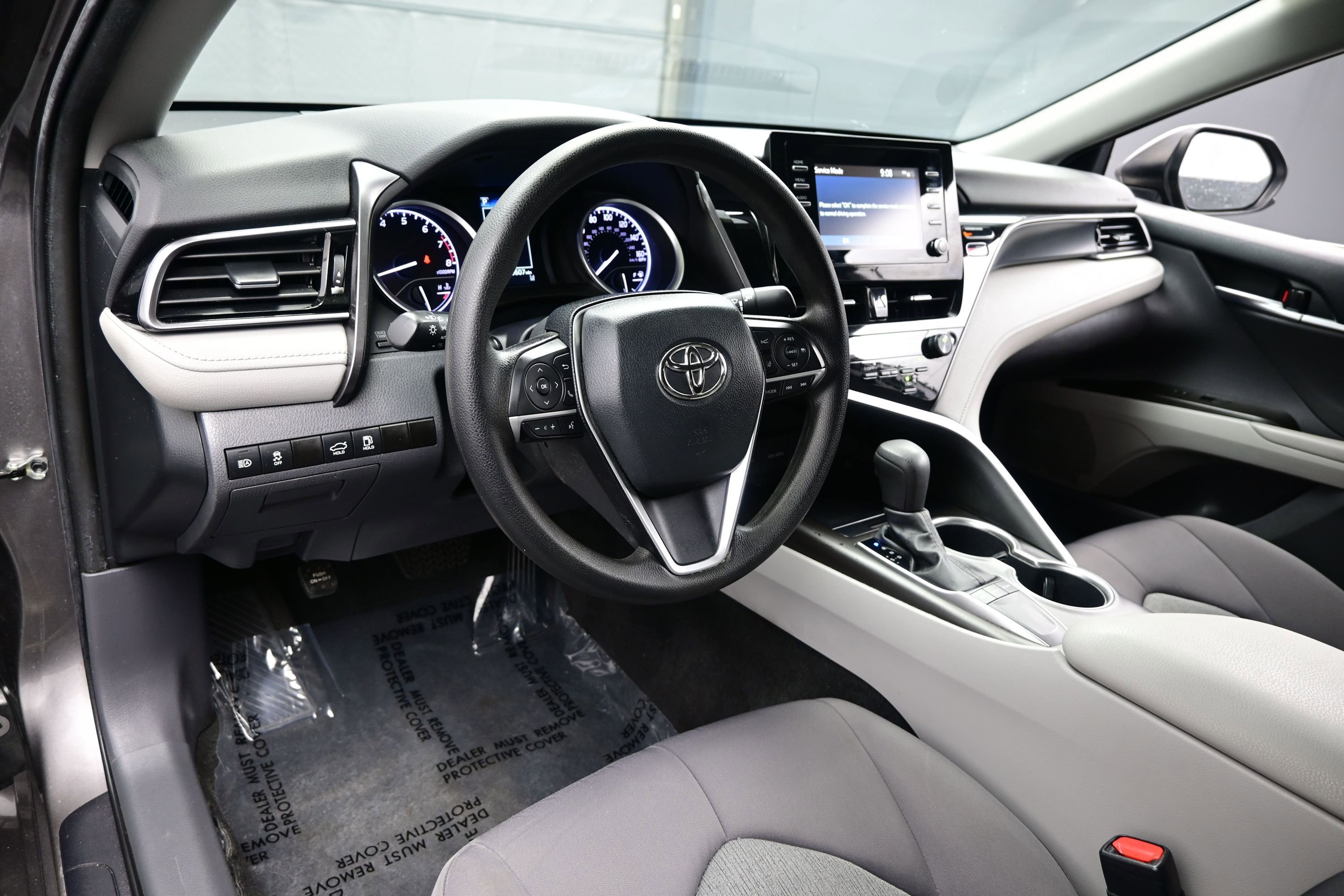 Used 2022 Toyota Camry LE FWD image 12