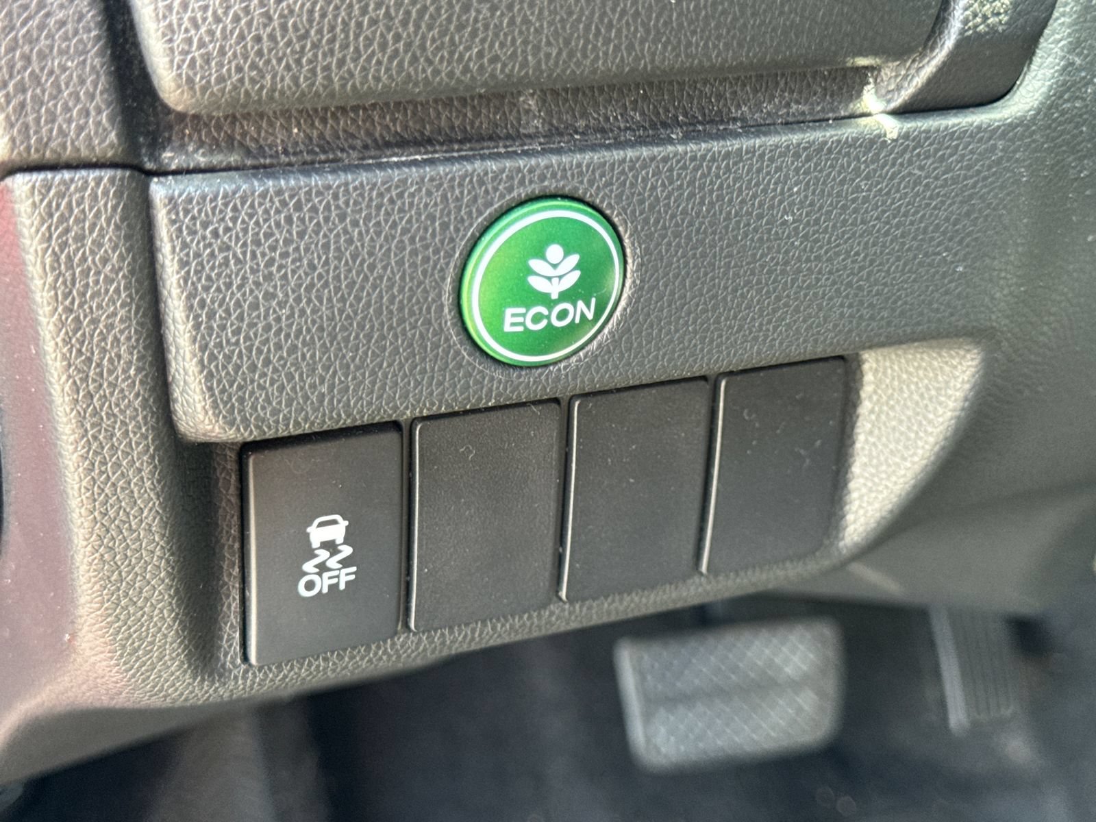 Used 2015 Honda Fit LX image 17