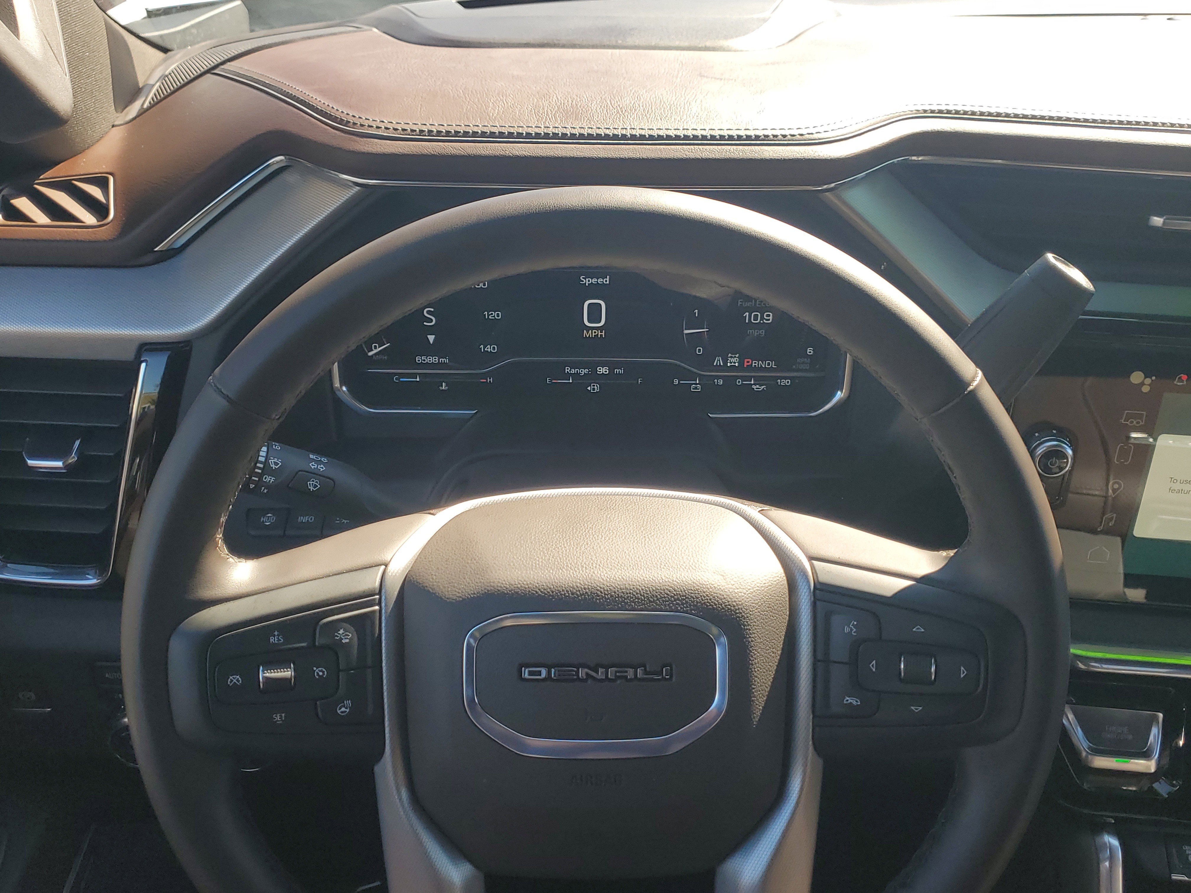 Used 2025 GMC Sierra 2500 Denali w/ Denali Reserve Package image 22